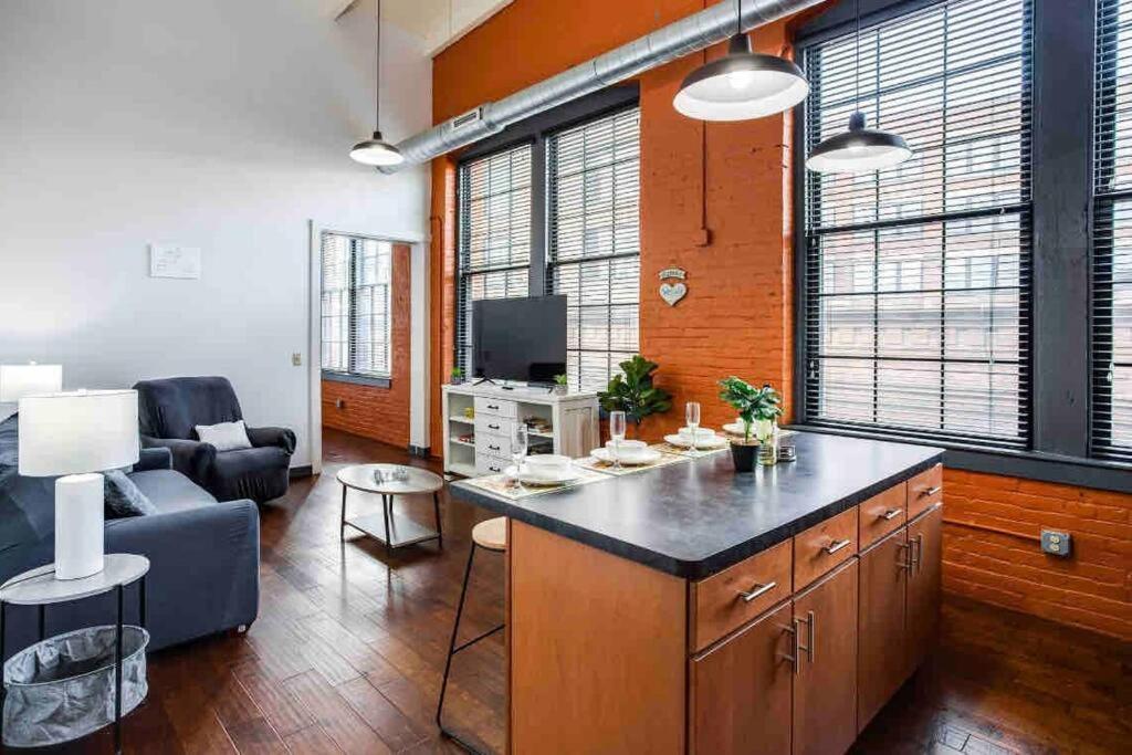 羅徹斯特Ny Style Centric Loft With King Bed By Park Av公寓 外观 照片