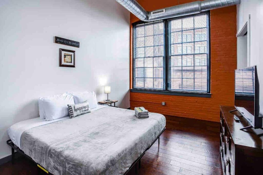 羅徹斯特Ny Style Centric Loft With King Bed By Park Av公寓 外观 照片
